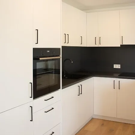 Elmi 22 * Wals-Siezenheim